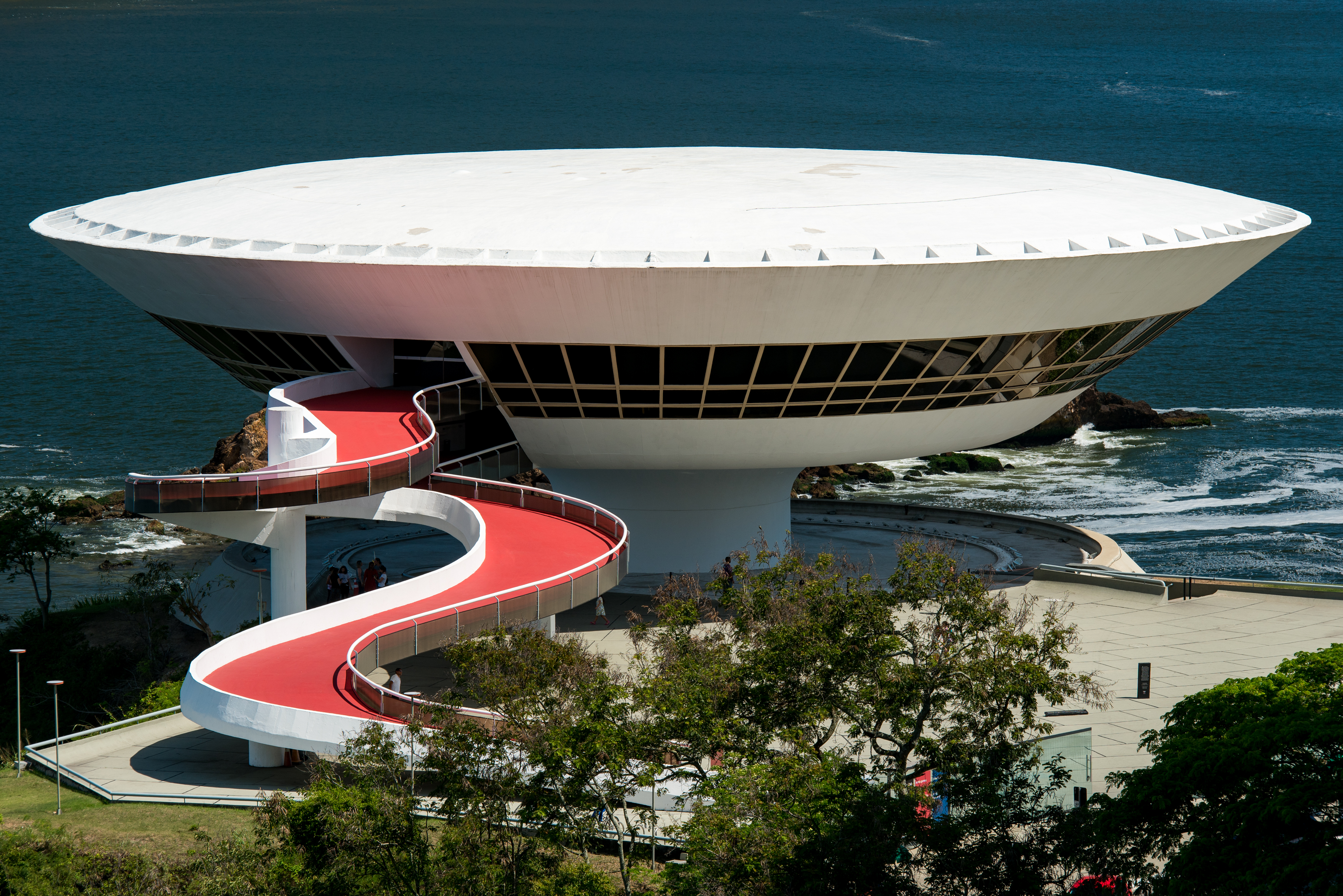 Explore Niterói