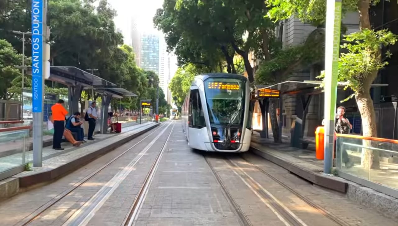 Airport Shuttles and Public Transportation